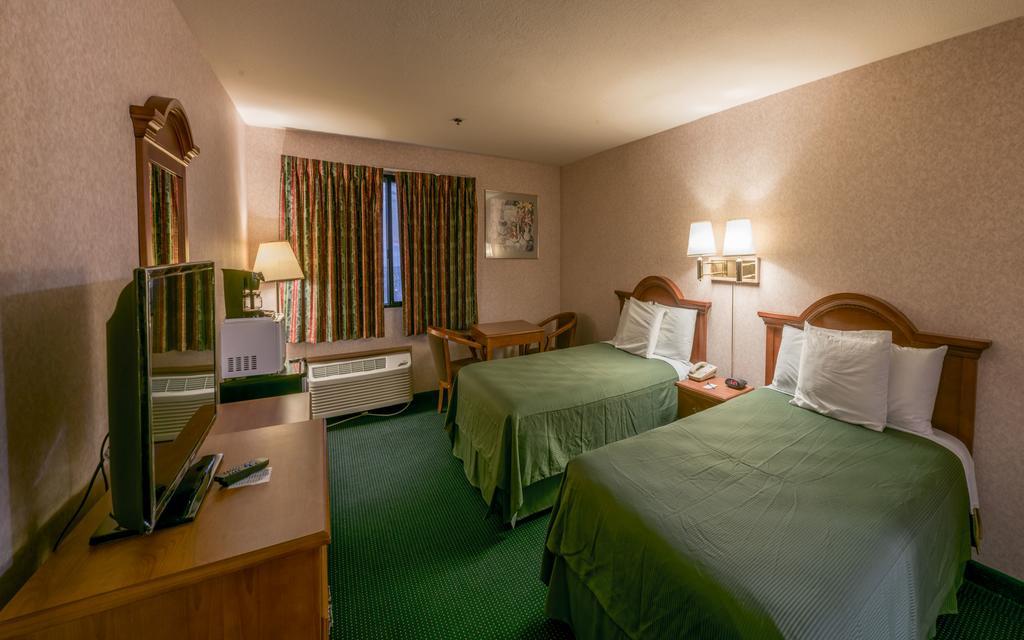 San Bernandino Inn & Suites San Bernardino Kültér fotó