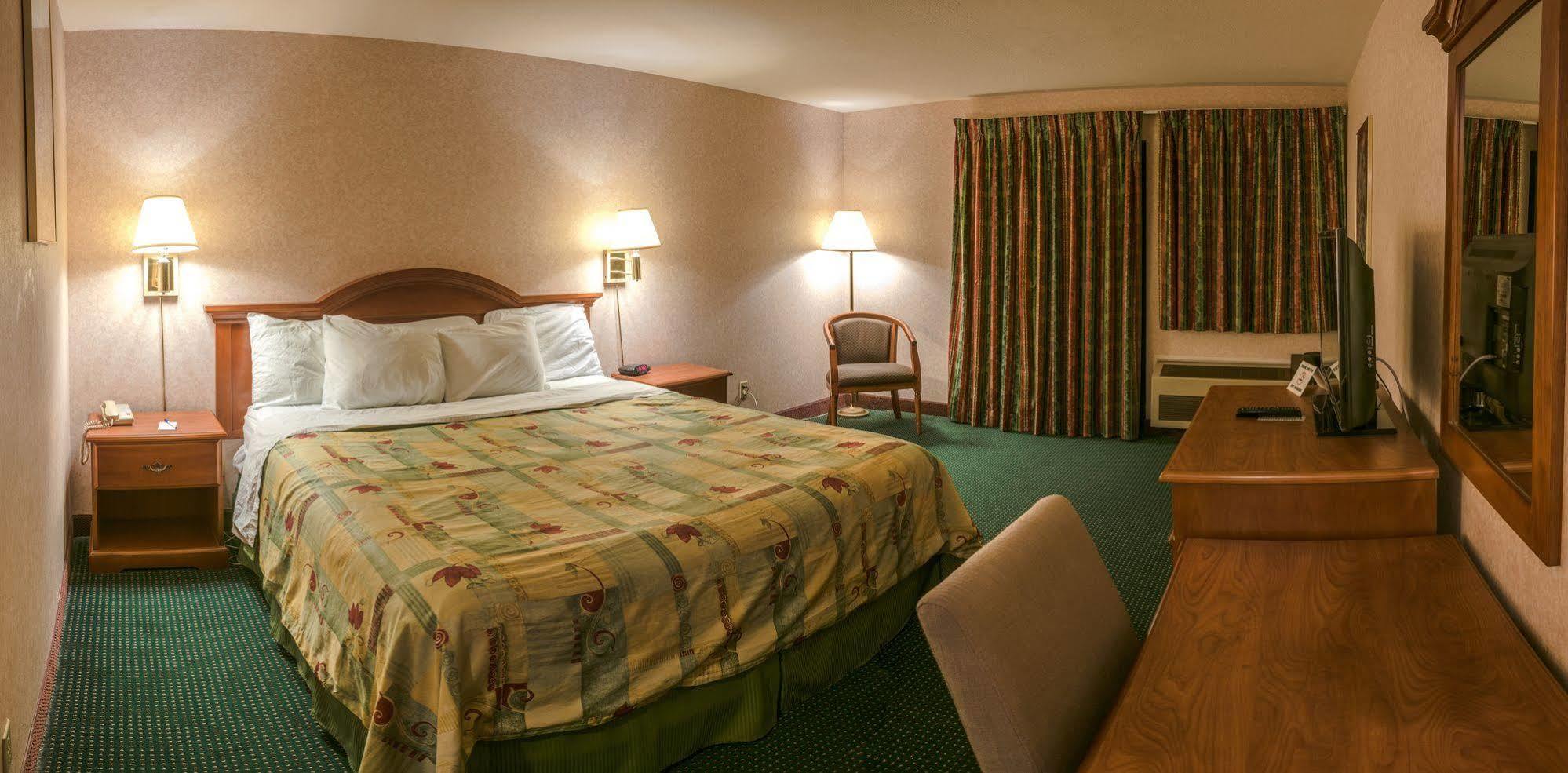 San Bernandino Inn & Suites San Bernardino Kültér fotó