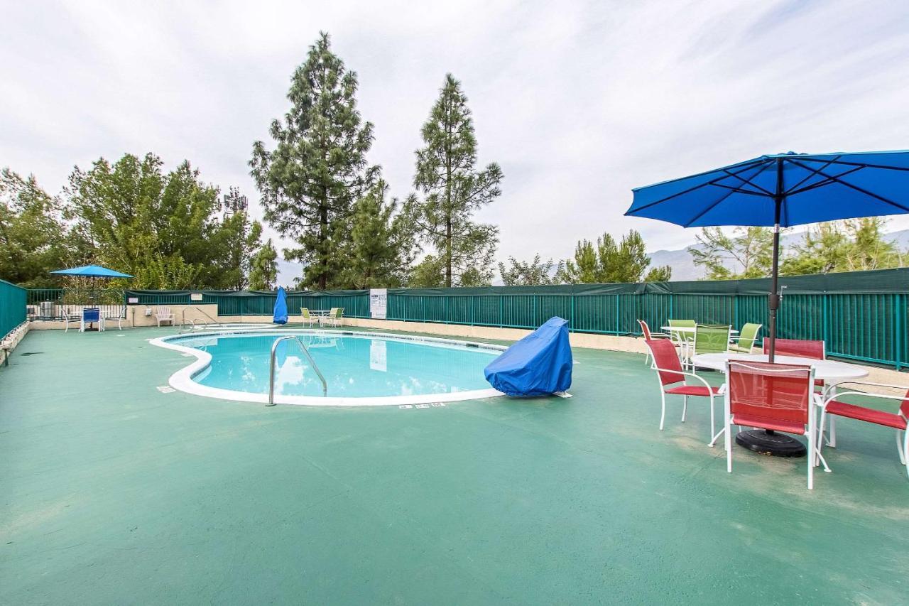 San Bernandino Inn & Suites San Bernardino Kültér fotó