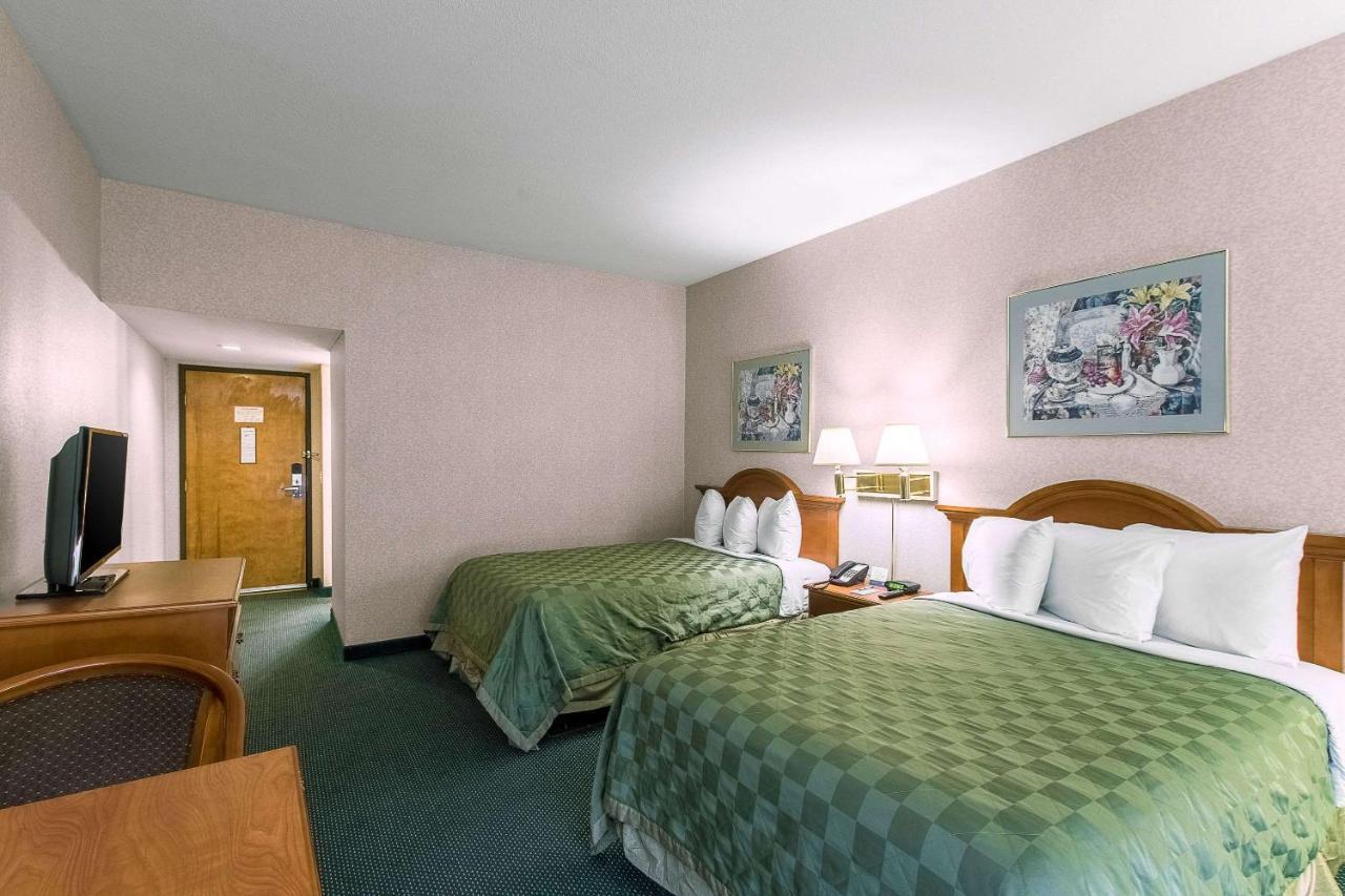 San Bernandino Inn & Suites San Bernardino Kültér fotó